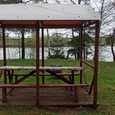 Аренда беседок у воды с мангалом