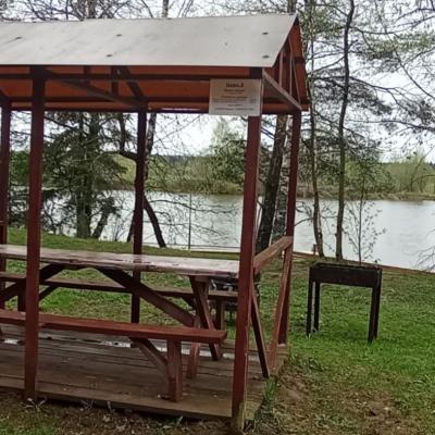 Аренда беседок у воды с мангалом